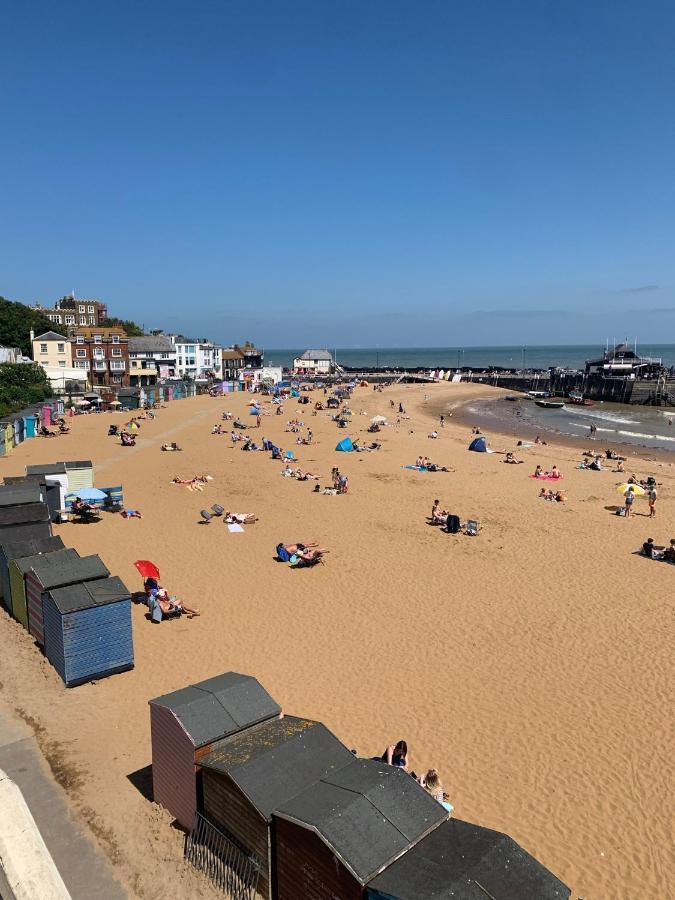 Pierremont En-Suite Rooms Broadstairs Esterno foto